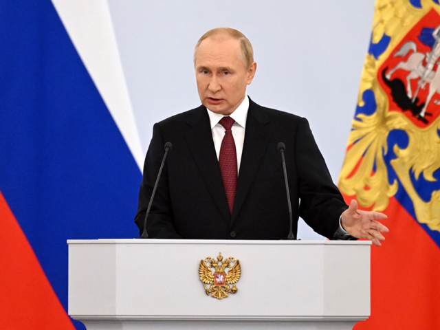 В Кремле идет "подписание договоров о вступлении в состав России" оккуппированных территорий Украины