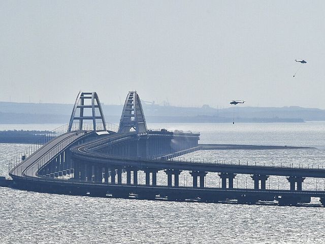 Хуснуллин: железнодорожное движение по Крымскому мосту полностью восстановлено