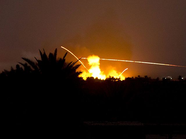SOHR: к западу от Дамаска израильскими ВВС была уничтожена база сборки БПЛА, созданная иранцами и "Хизбаллой"