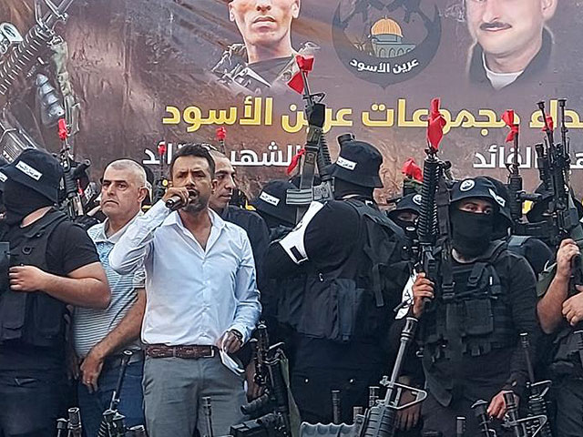 Боевики группировки "Львиное логово" устроили шествие в Старом городе Шхема