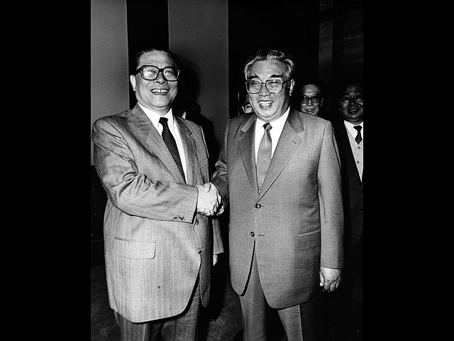 С лидером Северной Кореи Ким Ир Сеном, 1991 год