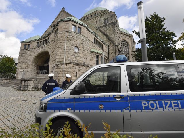 Media: German prosecutors suspect IRGC behind attacks on Jewish sites in Westphalia