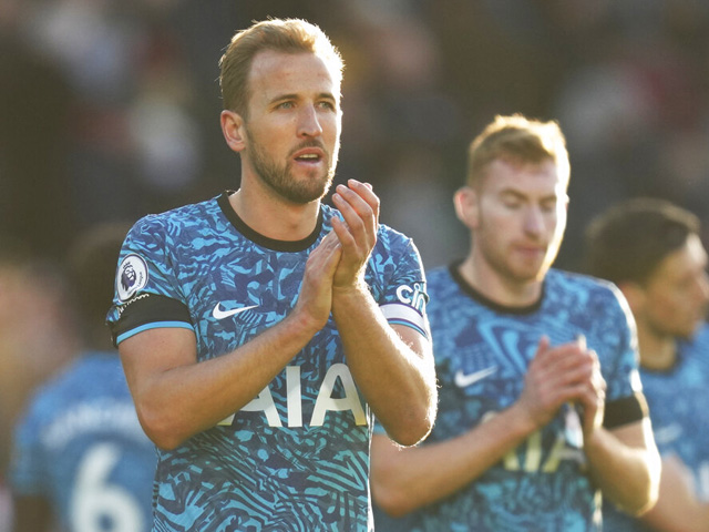 Kane broke Shearer’s record.  Tottenham won the derby