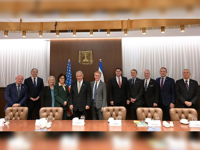 Нетаниягу встретился с американскими сенаторами, членами лобби "Соглашения Авраама"