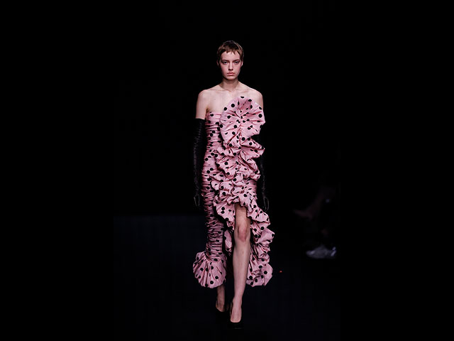 Новая коллекция Valentino Haute Couture сезона весна-лето 2023 года