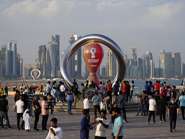 Катар продлил "визы болельщика" до января 2024 года