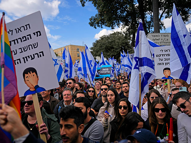 Около 70 тысяч человек протестовали у Кнессета против юридической реформы