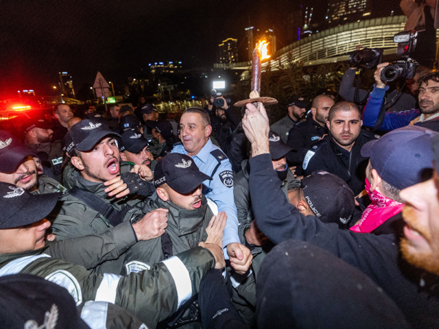 "99 процентов – это мы". Многотысячная акция протеста против правительства Нетаниягу в Тель-Авиве