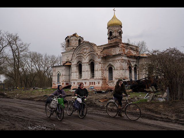 Разрушенная церковь в селе Лукашовка на Севере Украины. 22 апреля 2022 года