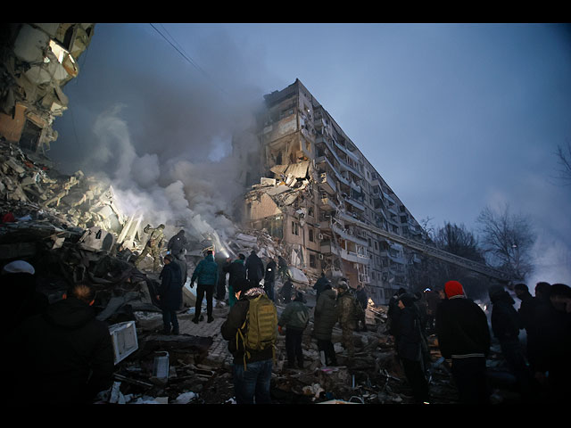 Последствия ракетного обстрела Днепра. Фоторепортаж