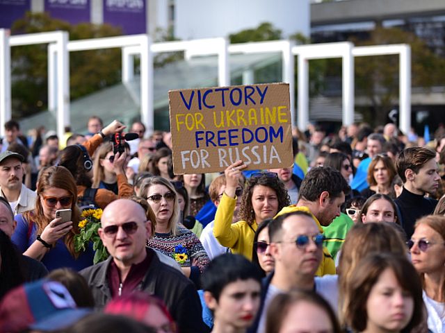 Израильтяне поддержали Украину в первую годовщину полномасштабной войны. Фоторепортаж