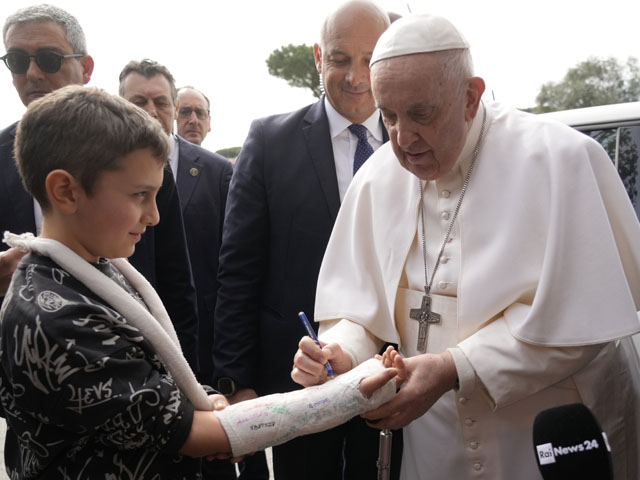 Папа Римский Франциск выписан из больницы