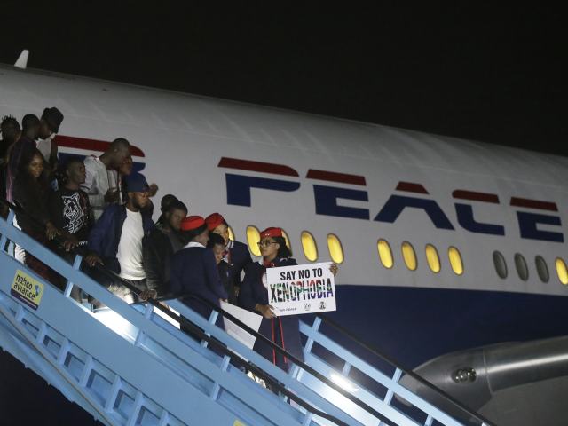 Air Peace прекратил полеты в Израиль через три дня после начала из-за войны в Судане