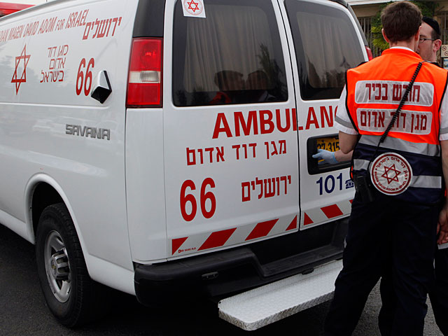 На окраине Иерусалима автомобиль сбил ребенка, пострадавший в критическом состоянии