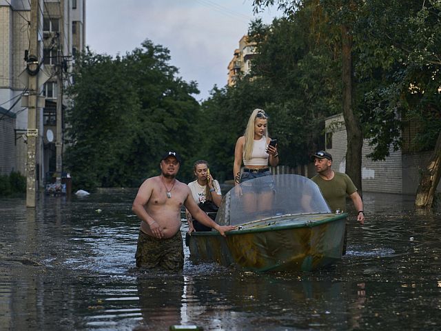 Наводнение в Херсонской области после разрушения Каховской ГЭС. Фоторепортаж