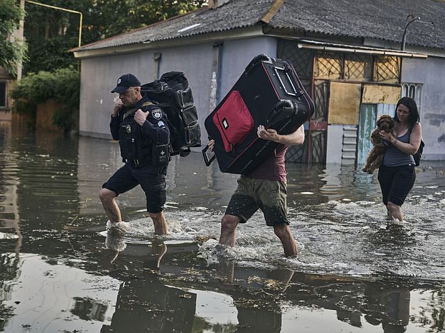 Наводнение в Херсонской области после разрушения Каховской ГЭС. Фоторепортаж