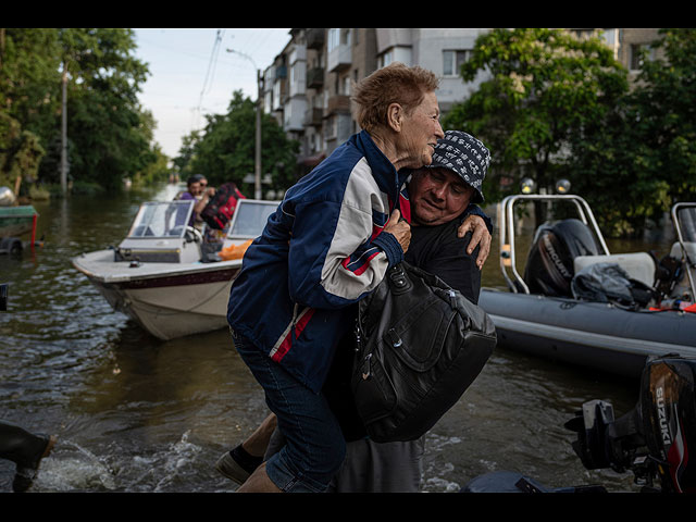 Спасательная операция после разрушения Каховской ГЭС. Фоторепортаж