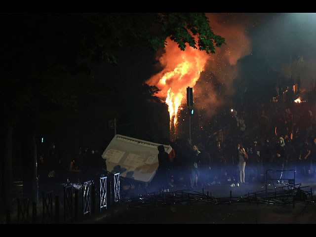 Неделя массовых беспорядков во Франции. Фоторепортаж