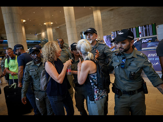Аэропорт "Бен-Гурион" в день массового протеста. Фоторепортаж