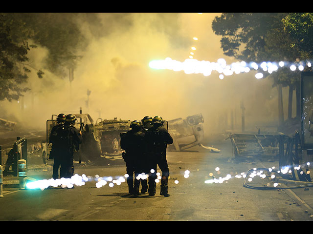 Неделя массовых беспорядков во Франции. Фоторепортаж