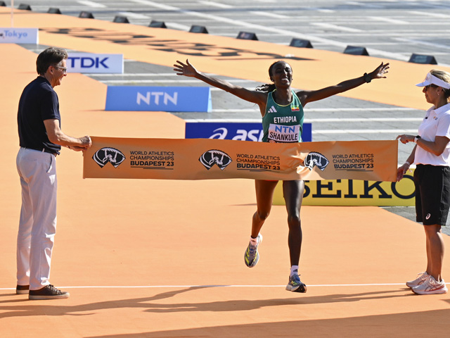 Чемпионкой в марафоне стала эфиопка Амане Берисо