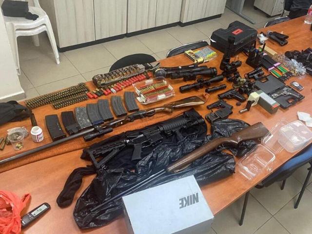 Полиция нашла склад оружия ОПГ Абу-Латифа
