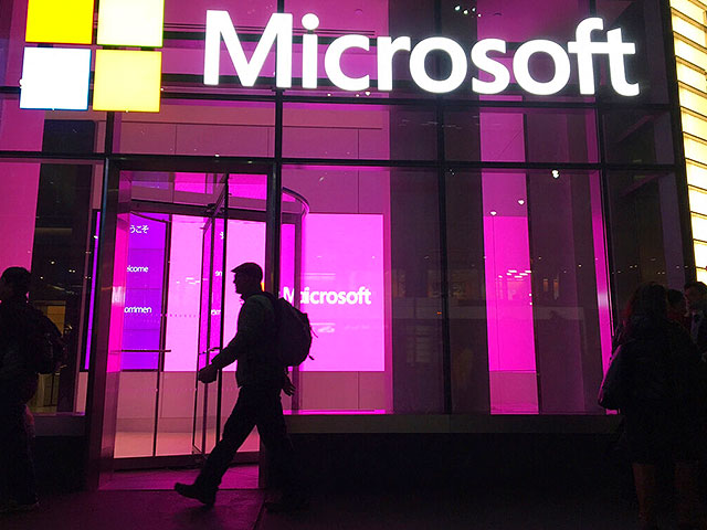 Microsoft объявил о новых ставках в Израиле: "Если террористы думают, что испугают нас, пусть подумают еще раз"

