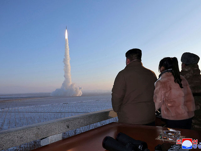Ким Чен Ын приказал готовиться к ядерной войне