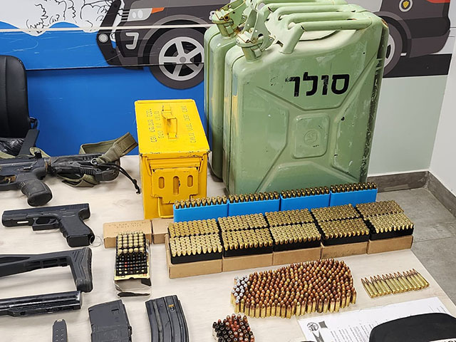 Подано обвинение против жителя Тель-Авива, похищавшего оружие и боеприпасы из зоны боевых действий