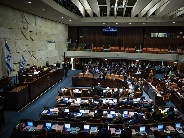 Впервые с начала войны оппозиция представила в Кнессет вотум недоверия правительству
