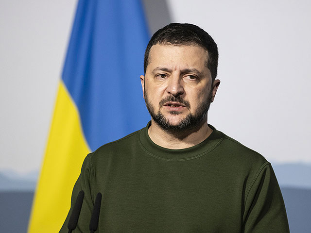 Zelensky suggests dual citizenship for volunteers and ethnic Ukrainians, excluding Russia