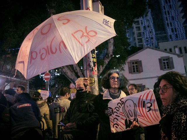 Акции протеста в Израиле: против Нетаниягу, за освобождение заложников. Фоторепортаж