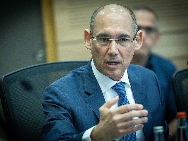 Bank of Israel Leader Warns: “MPs’ Irresponsibility Poses Threat of Banking Panic”