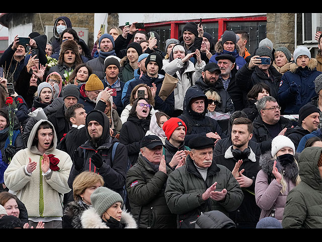 Алексея Навального похоронили на Борисовском кладбище в Москве. Фоторепортаж