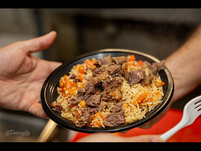 Плов для солдат, несущих службу под Хермоном. Фоторепортаж