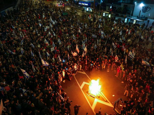 Возобновились акции протеста против правительства Нетаниягу