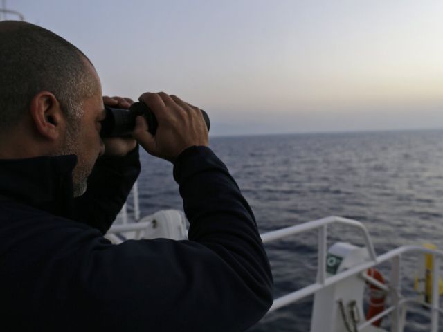 Six children among dead migrants after shipwreck near Turkey’s coast