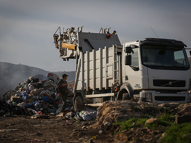IDF saves an estimated 20 million shekels by transferring waste for recycling efforts