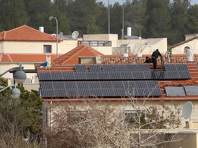 Staying Powerful: Utilizing Photovoltaic Cells During Electricity Outages in Times of Crisis