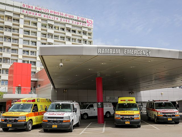 В больницу РАМБАМ доставлен в тяжелом состоянии ребенок, подавившийся во время еды