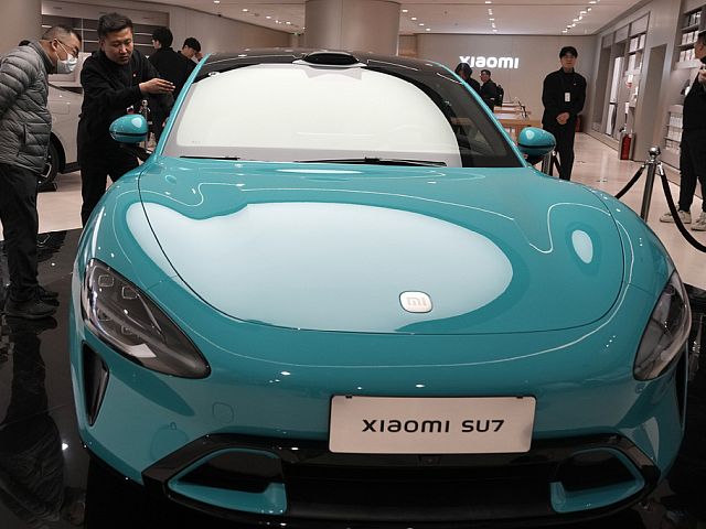 Xiaomi enters the electric car market with its first vehicle