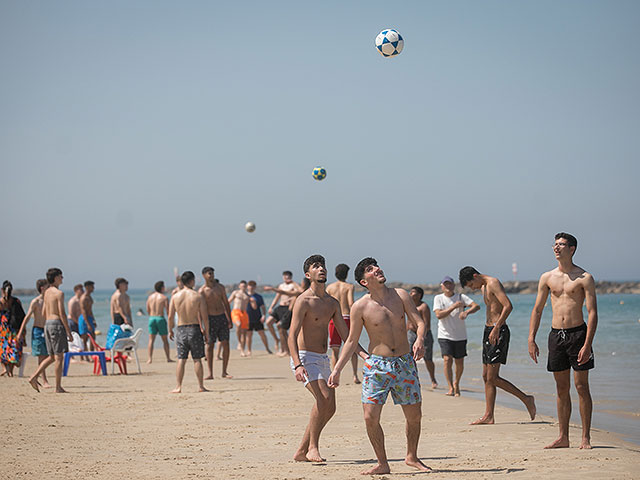 Хамсин в Израиле: пляжный отдых во время войны. Фоторепортаж