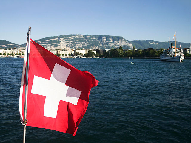 Switzerland prohibits the display of Nazi symbols following protests against Israel.