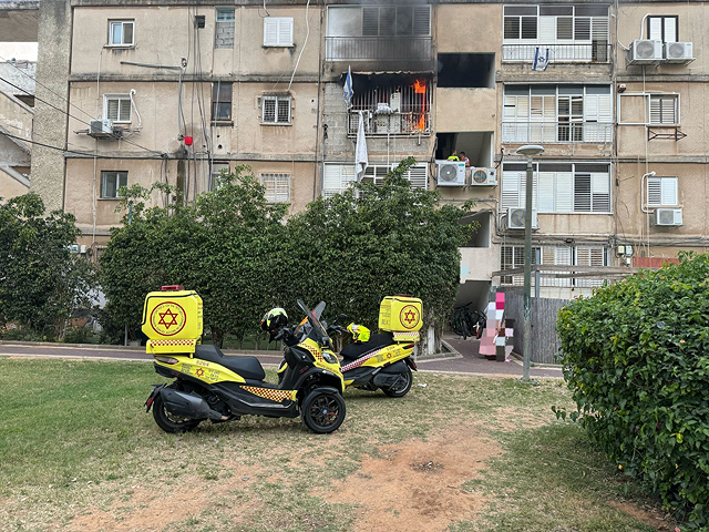 В Гиват-Шмуэле в результате пожара в квартире погиб мужчина