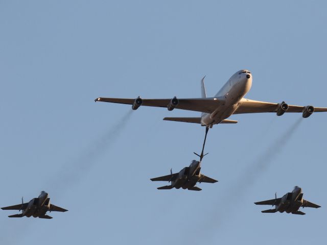 NBC News: ВВС ЦАХАЛа атаковали авиабазу в Иране тремя баллистическими ракетами "воздух-земля"