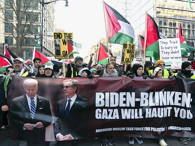 "Гаарец": США должны признать Палестину