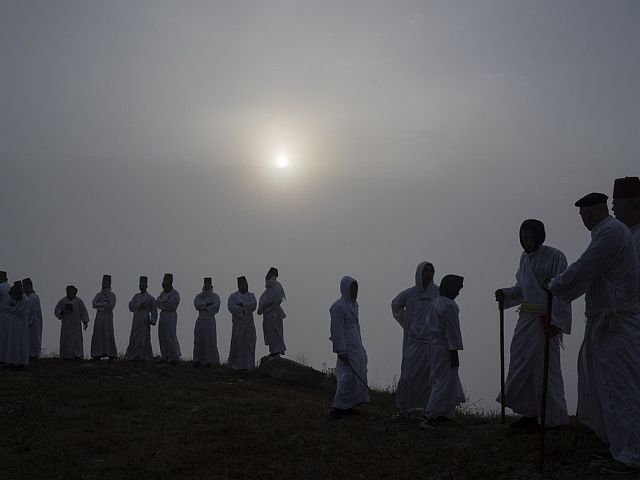 Самаритяне празднуют Песах на горе Гризим – над Шхемом. Фоторепортаж
