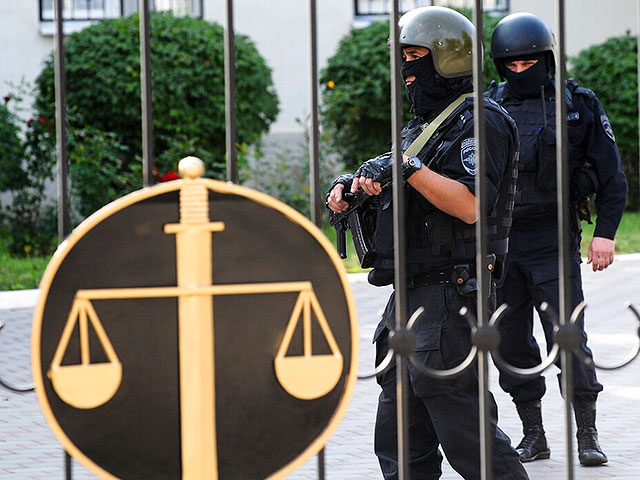 Суд в Москве "заочно арестовал" троих "наемников", воевавших в Украине. В их числе израильтянин