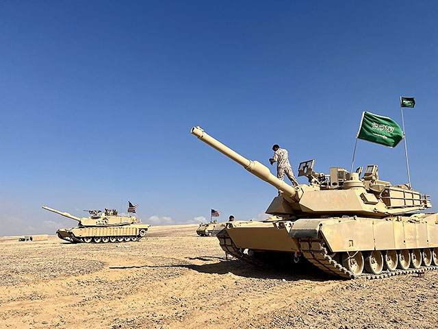 34 countries participate in Eager Lion military exercises starting in Jordan.