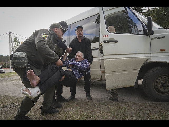 Война в Украине: эвакуация жителей Волчанска. Фоторепортаж